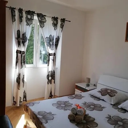 Апартаменты With Parking Space Mocici, Dubrovnik - 12856 Чилипи